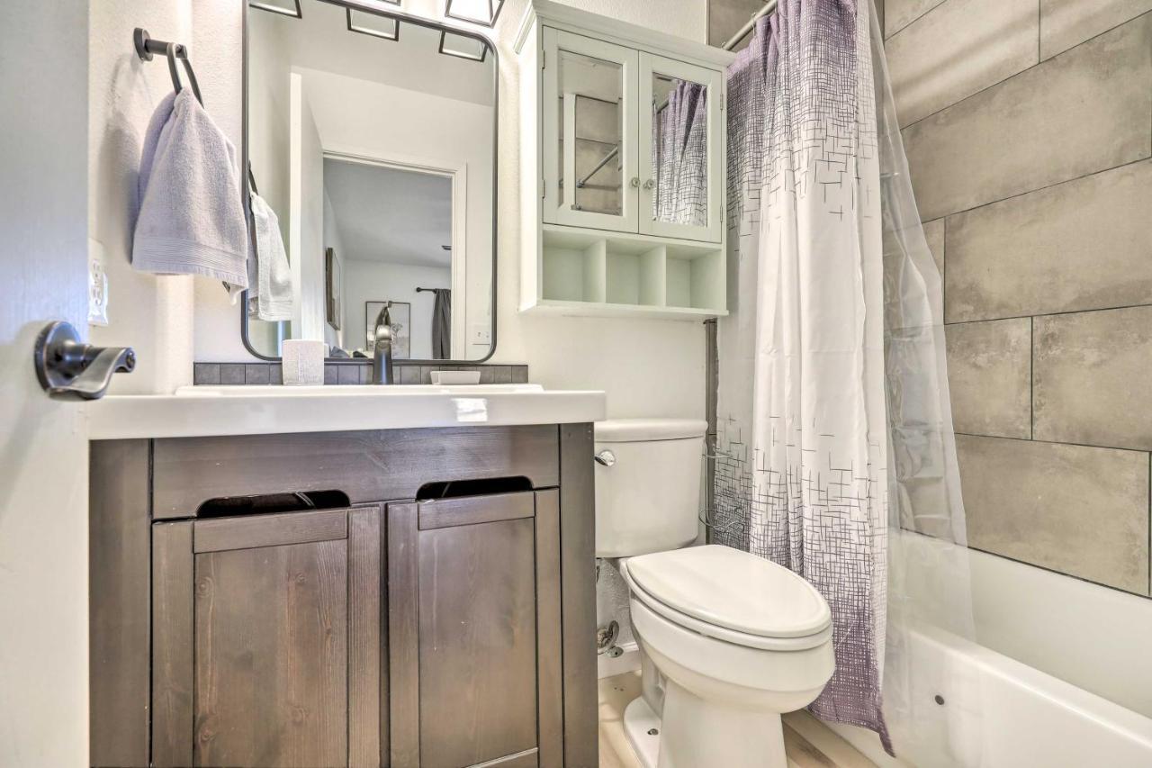 Renovated Chandler Townhome Walk To Downtown Exterior foto