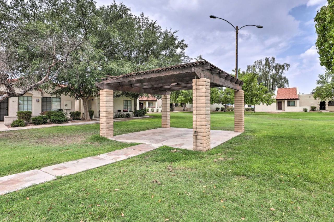 Renovated Chandler Townhome Walk To Downtown Exterior foto
